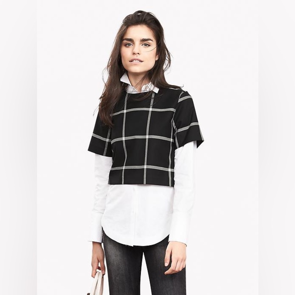 Banana Republic Black and White Plaid Short Sleeve Crop Top